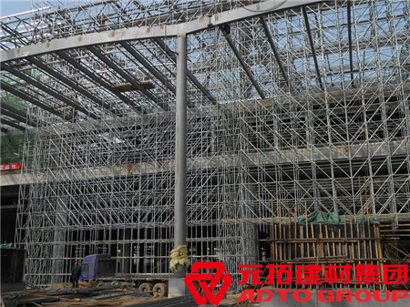 湖北腳手架廠家：雨期施工如何搭建腳手架？